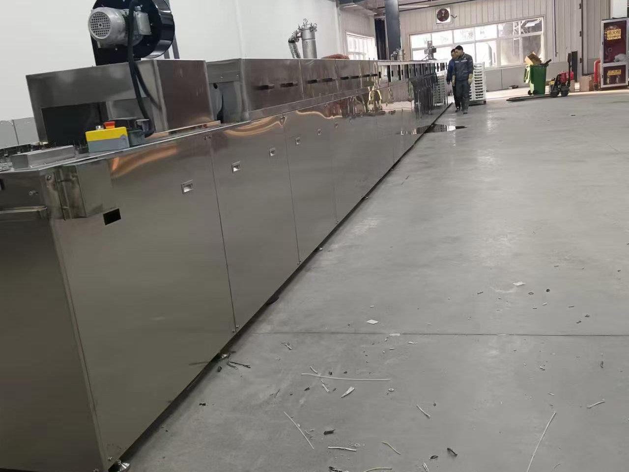 通過式超聲波清洗機(jī)